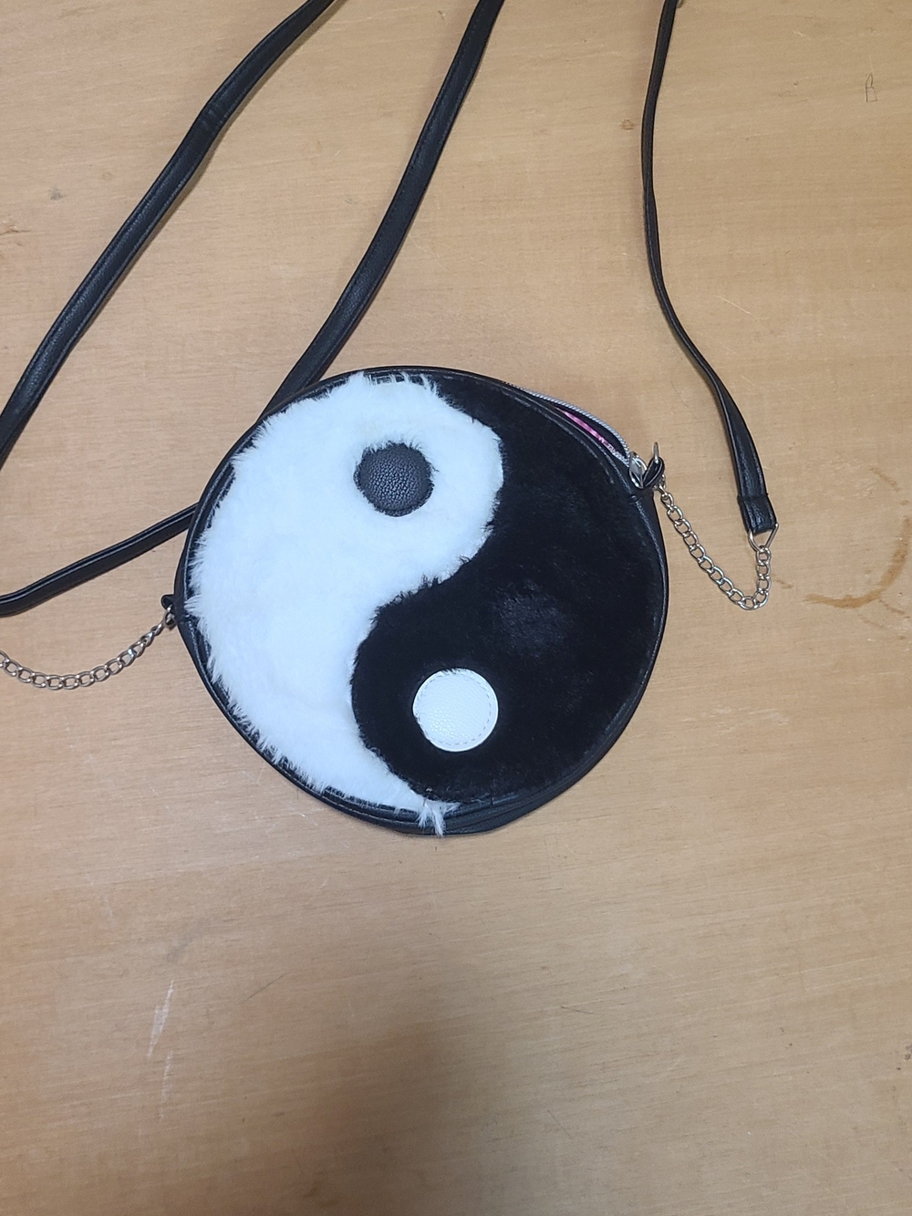 Claire's Yin Yang Faux Fur Round Crossbody Bag - Black & White